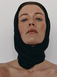 chusta-DUE-black_3.jpg