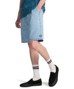 EBYWS00117 BFJW Alternate 4.png