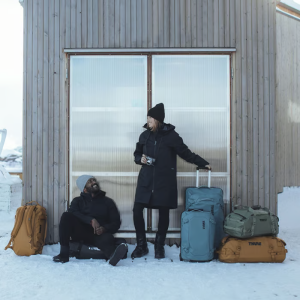 Thule Chasm Recycled Duffel Olivine 40L-4.png