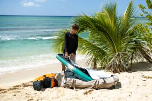 ArthurThebault_Unit26_SkyStyle26_Duotone-Boardbag_Luggage_Product_Detail_LS_Guadeloupe_Duotone_by-TobyBromwich-0555.webp