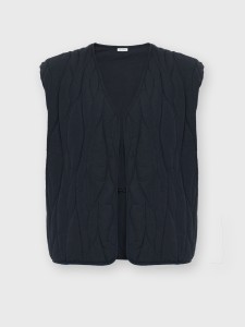 pikowana-kamizelka-oversize-TOSCA-vintage-black-przod.jpg
