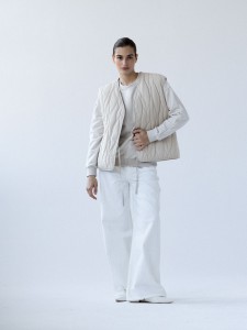 pikowana-kamizelka-oversize-TOSCA-eggshell_01.jpg