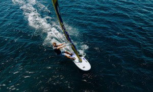 DUOTONE-Windsurf_2026_Falcon_Fin_DLAB_Gallery01.jpg