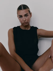 Top MUUV. Kamizelka Llard Black