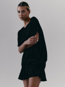 Sukienka MUUV.  Krótka Oma Black