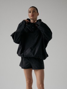 Spodenki MUUV.  Ortalionowe Monoa Black