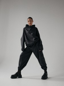 Spodnie MUUV.  Ortalionowe Koa Black