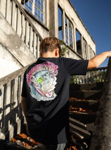 eqbzt04853_quiksilver,f_kvj0_frt1.jpg