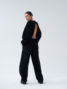 Bluza MUUV. Cropped Z Wycięciem ARC Black
