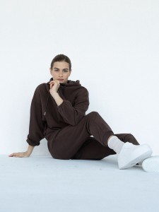Spodnie MUUV. Slim Fit Le Pump Coca Brown