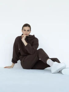 Spodnie MUUV. Slim Fit Le Pump Coca Brown