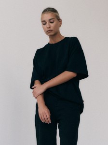 Koszulka MUUV. Os Ready To Wear Black