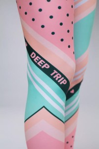 Leginsy Deep Trip 2024 Frugo Pępek