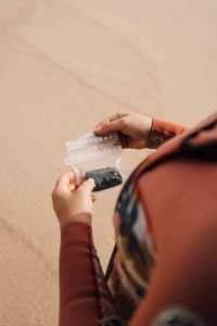 D11100A-F0000 (TTT)-FIDLOCK-HERMETIC-drybagmini_Portugal-Surfen(37).jpg