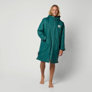 Poncho Explore 3.jpg
