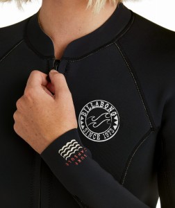 ABJW400132 BLK Alternate 4.png