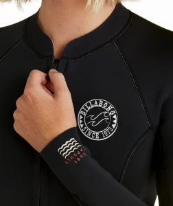 ABJW400132 BLK Alternate 4.png