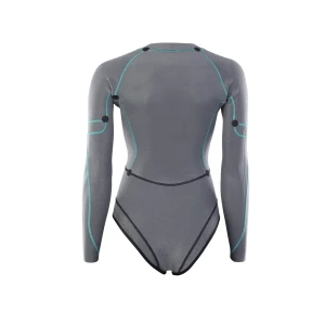48253-4552_Amaze_Hot_Shorty_1_5_LS_Front_Zip_women_10_021_tropical-palm-glitch_INSIDE-back.webp
