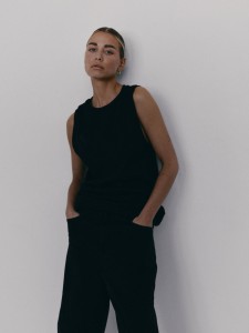top-typu-kamizelka-LLARD-black_9.jpg